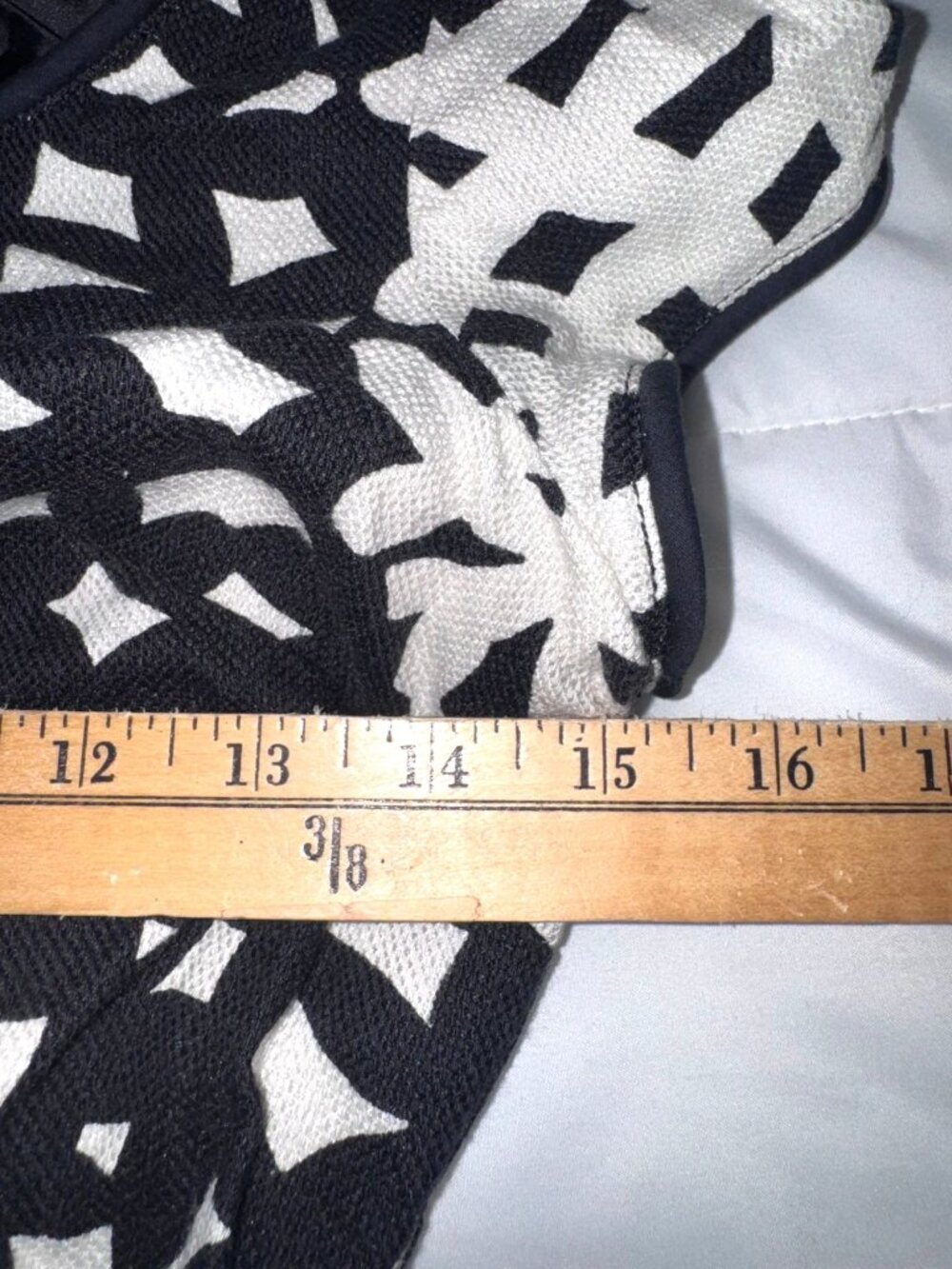 Talbots Black & White Geometric Print Cap Sleeve Dress Size 4 Cotton Blend - Picture 7 of 7
